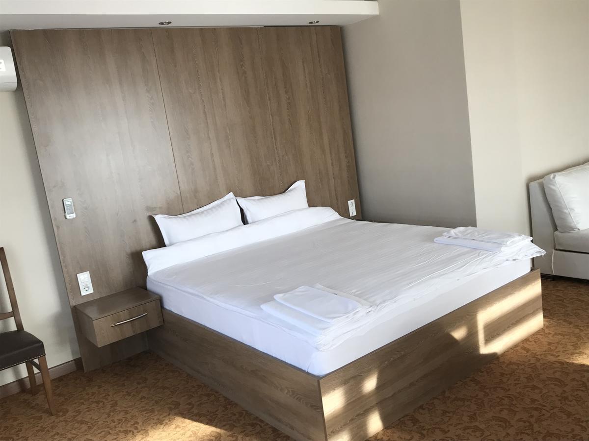 Ny World Hotel Стамбул Екстер'єр фото